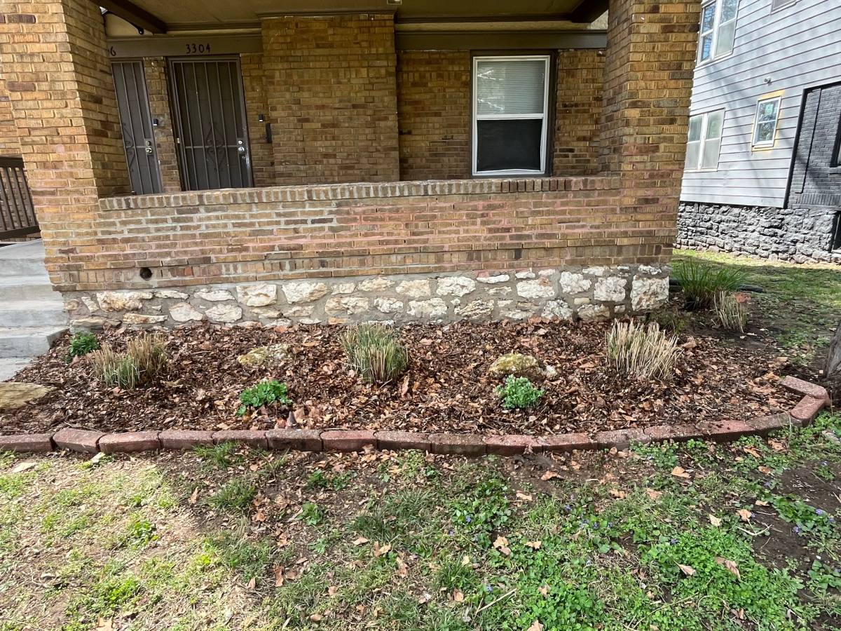 Apartment for rent at 3306 Agnes Ave #UPSTAIRS, Kansas City, MO 64128