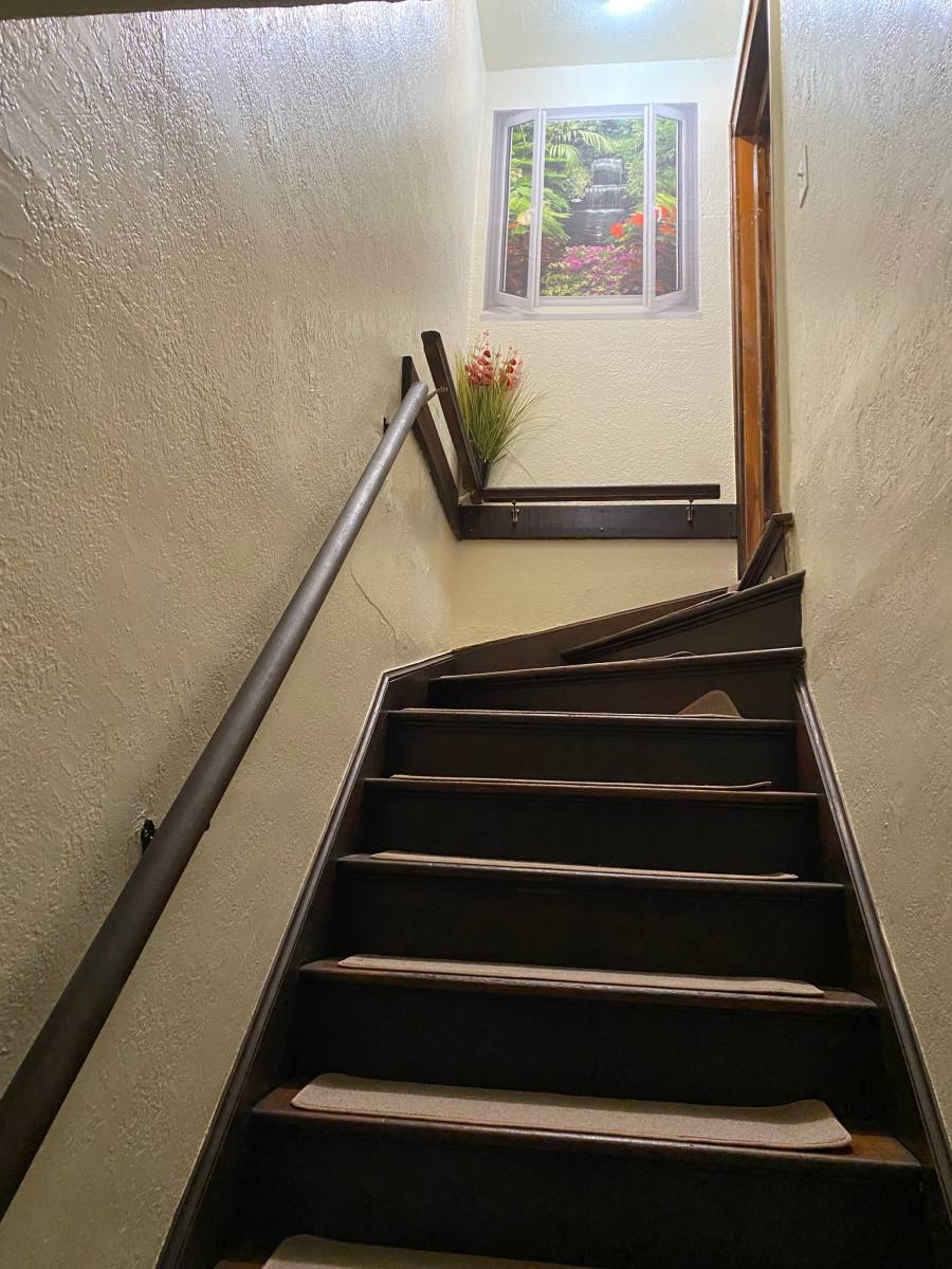 Apartment for rent at 3306 Agnes Ave #UPSTAIRS, Kansas City, MO 64128