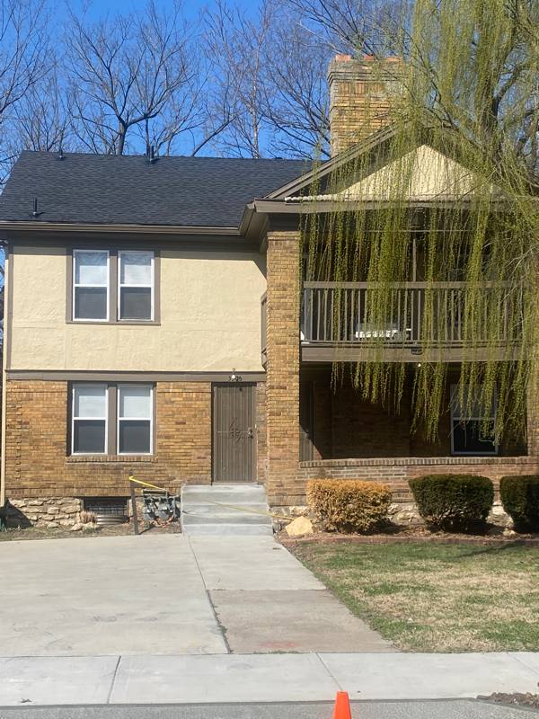 Apartment for rent at 3304 Agnes Ave #DOWNSTAIRS, Kansas City, MO 64128