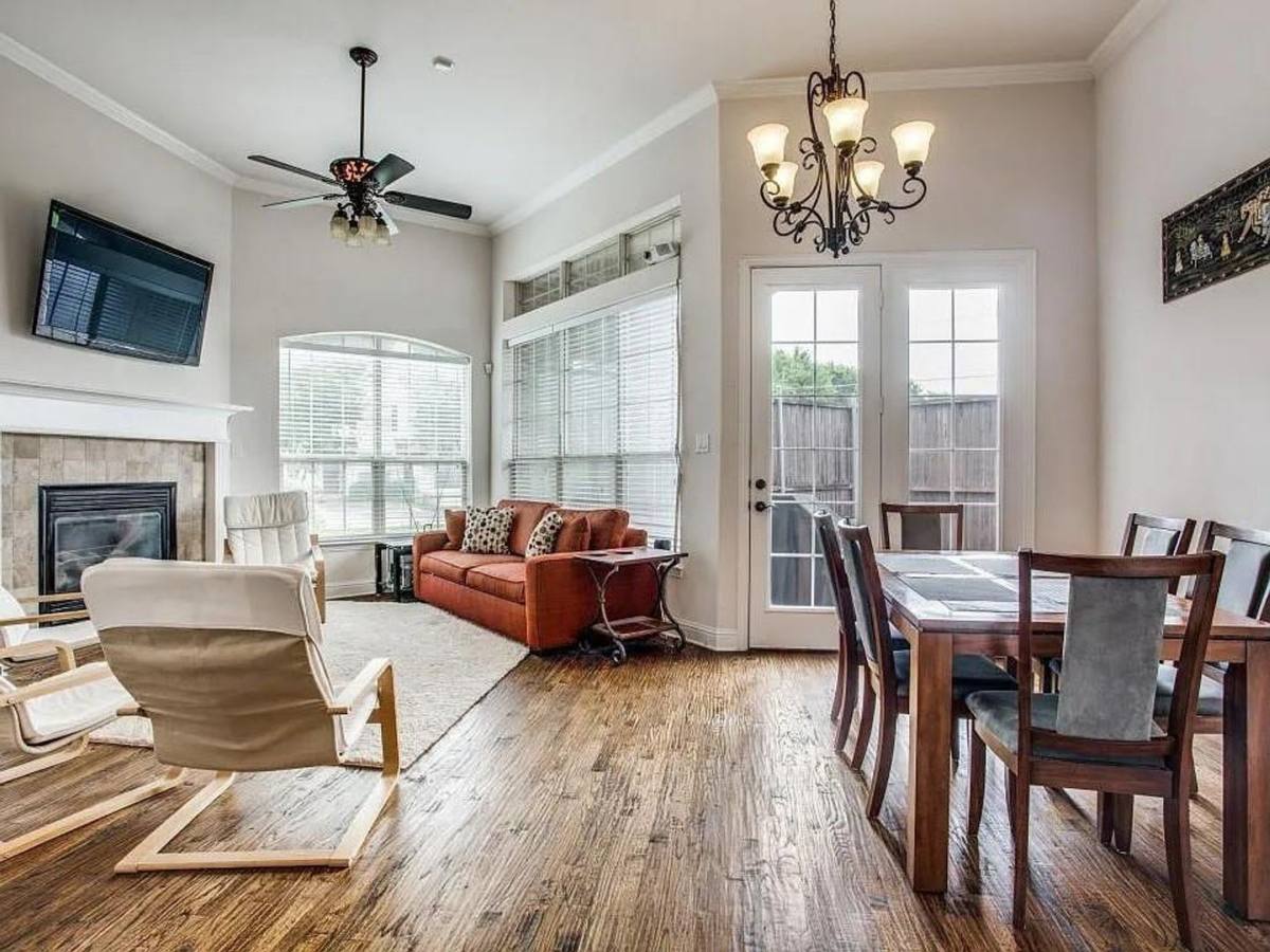 Townhouse for rent at 2203 Kirby St, Dallas, TX 75204