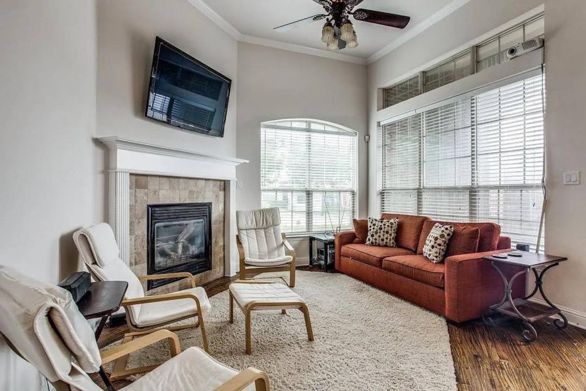 Townhouse for rent at 2203 Kirby St, Dallas, TX 75204
