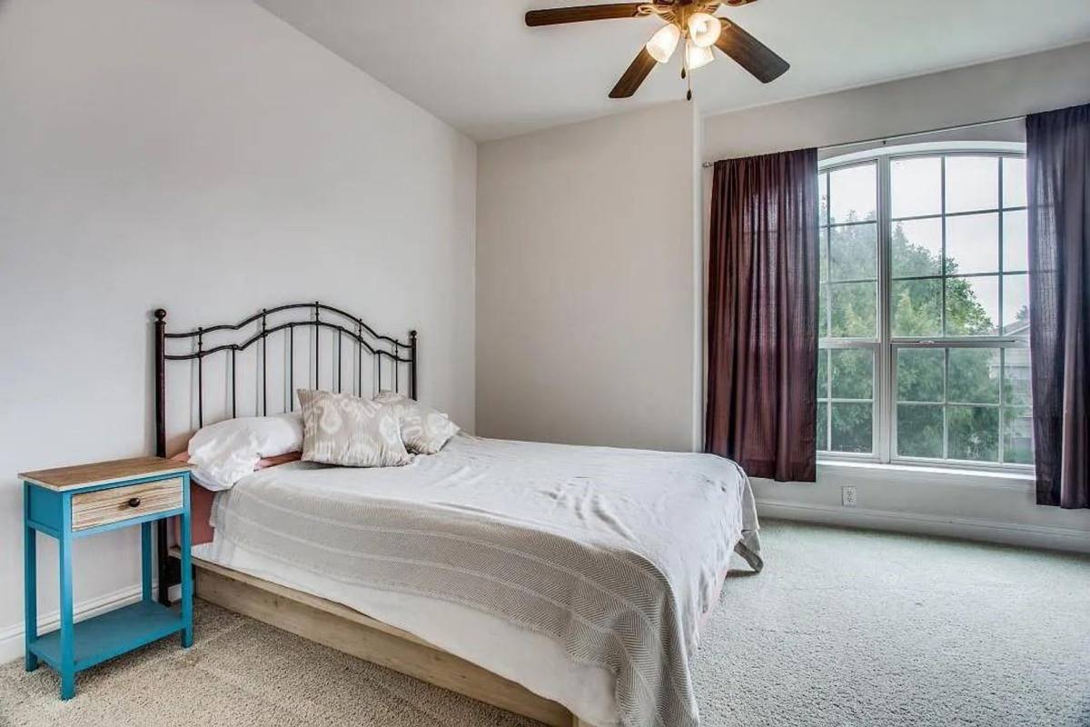 Townhouse for rent at 2203 Kirby St, Dallas, TX 75204