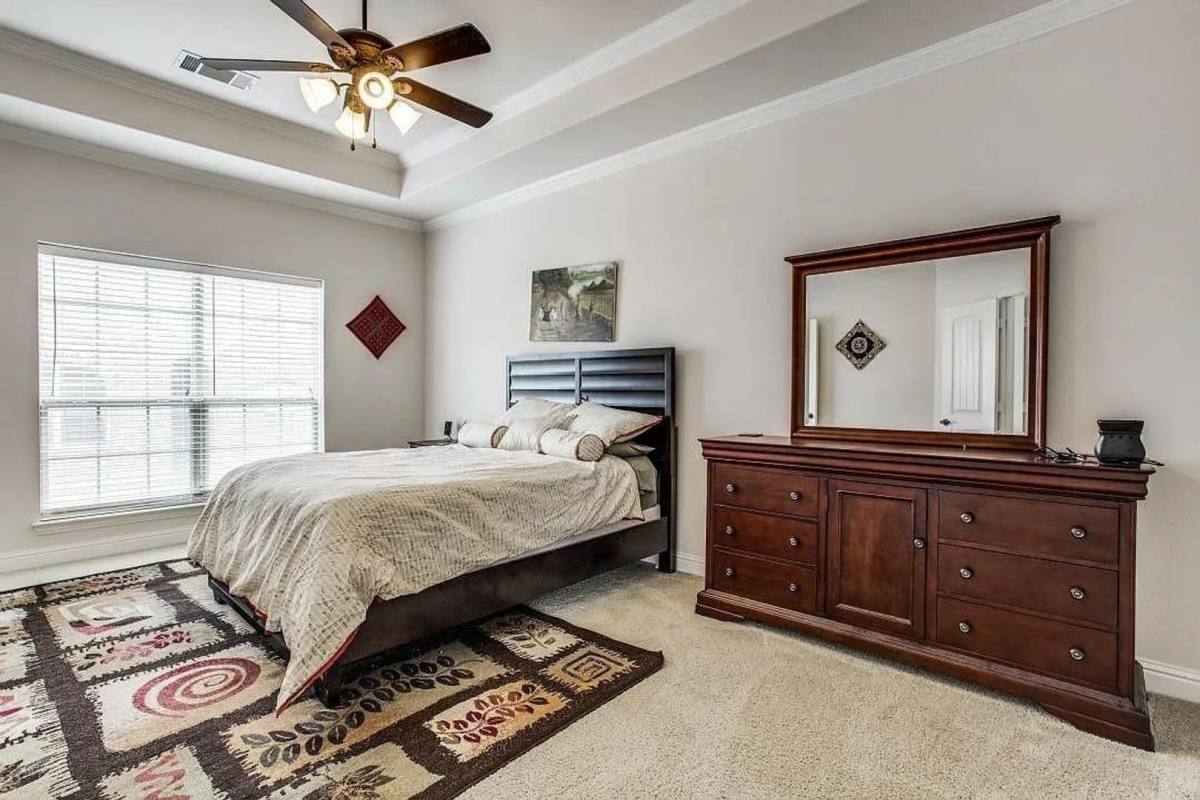 Townhouse for rent at 2203 Kirby St, Dallas, TX 75204
