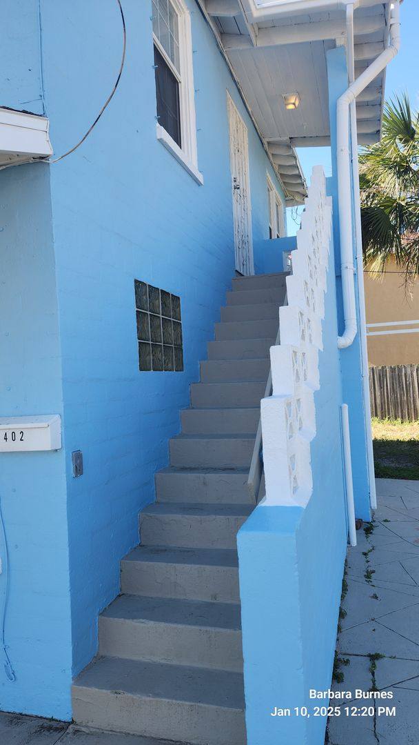 Apartment for rent at 400 S Peninsula Dr, Daytona Beach, FL 32118