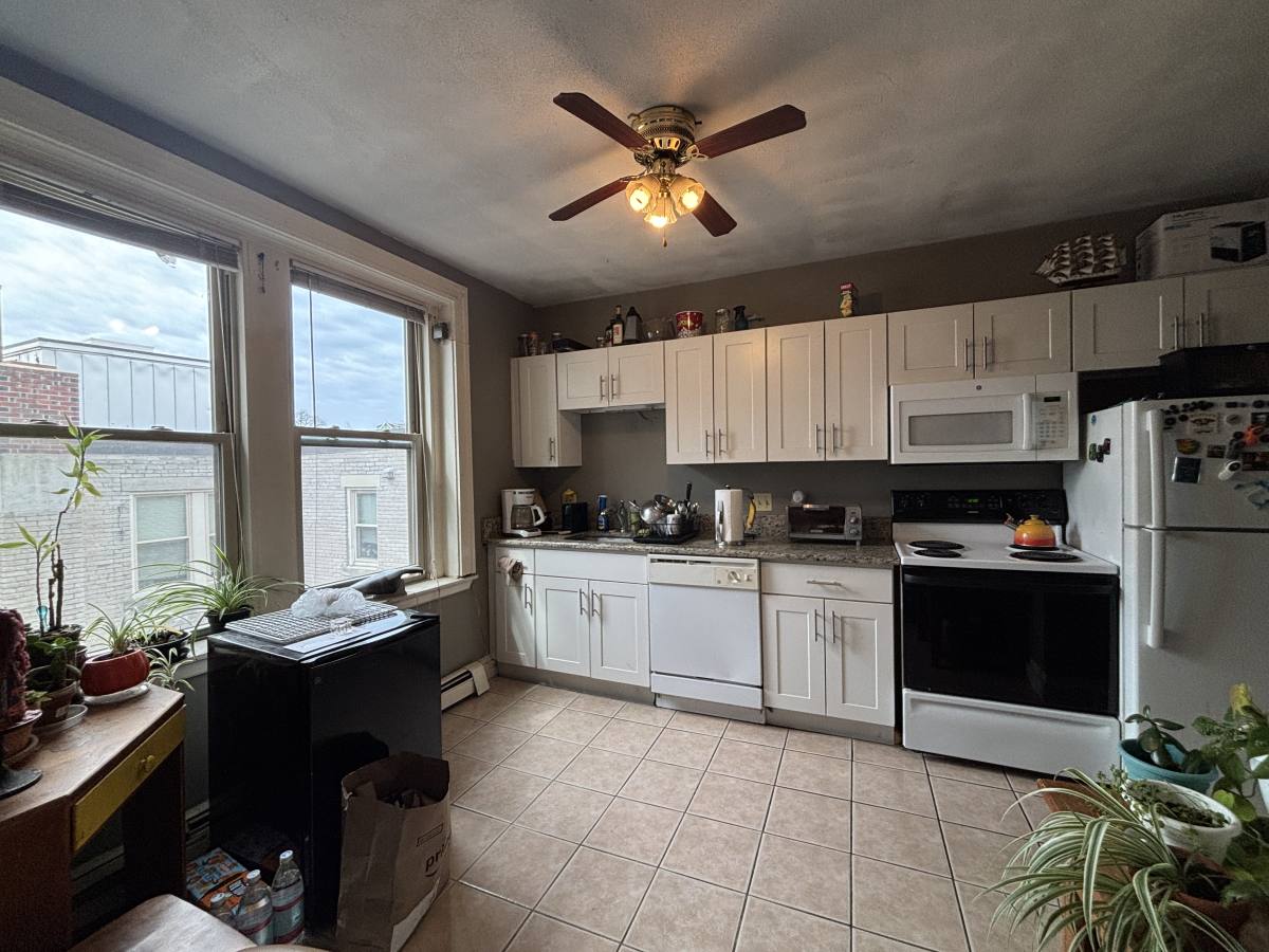 Apartment for rent at 28 Ransom Rd #11, Brighton, MA 02135
