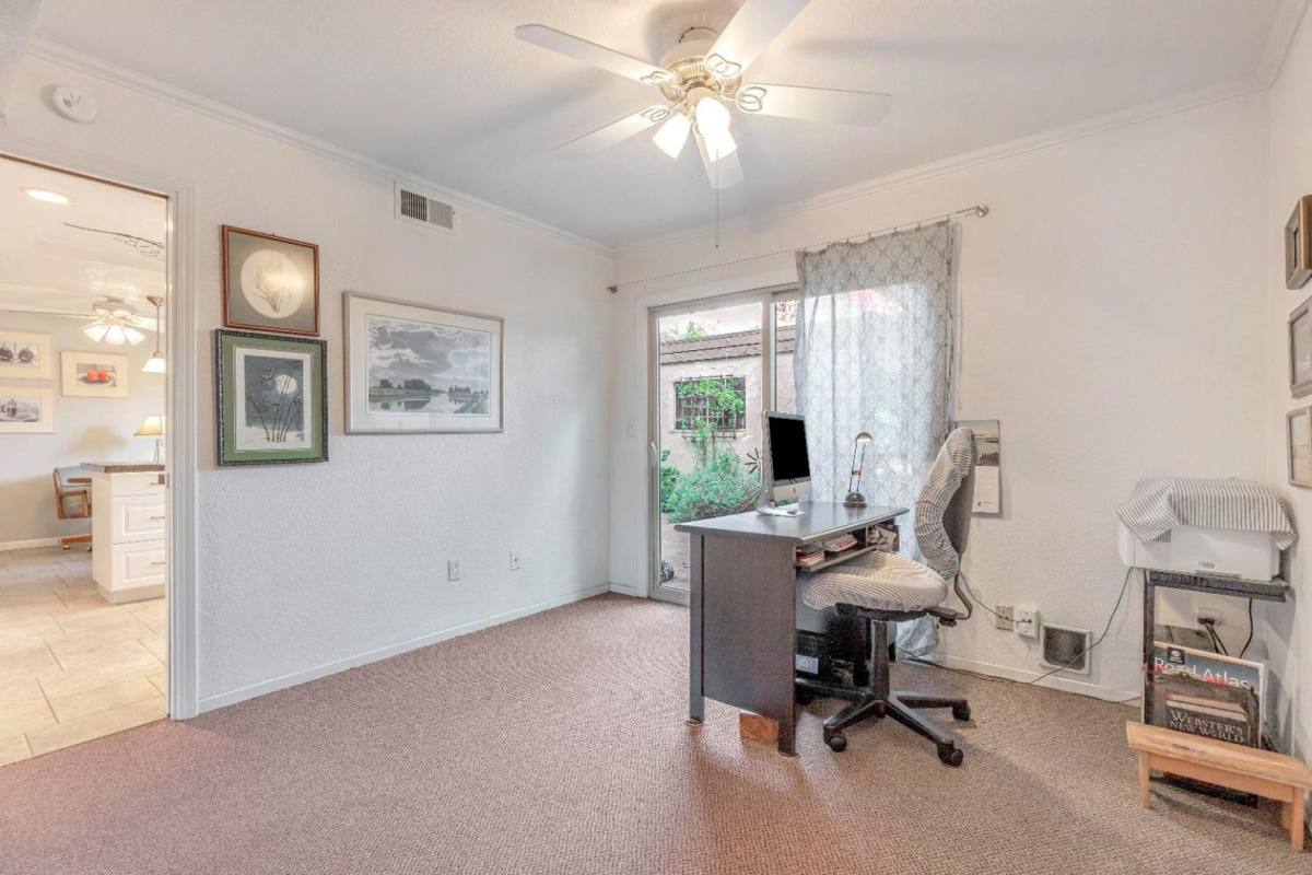 Townhouse for rent at 3248 Casitas Bonito, Sacramento, CA 95825