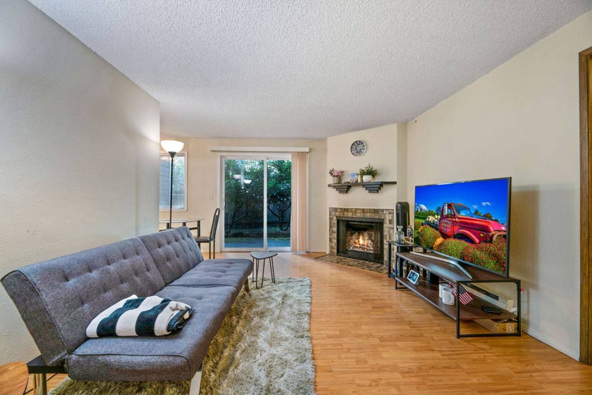Condo for rent at 2034 14th Ave W, Seattle, WA 98119