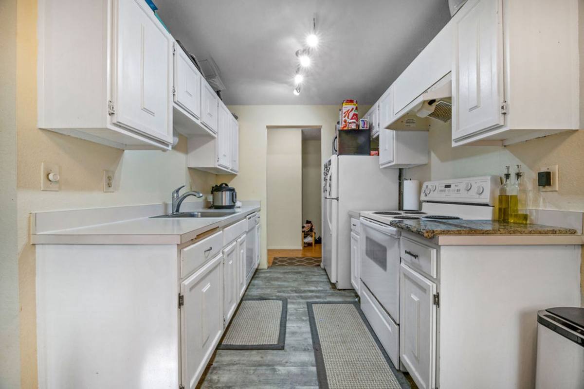 Condo for rent at 2034 14th Ave W, Seattle, WA 98119