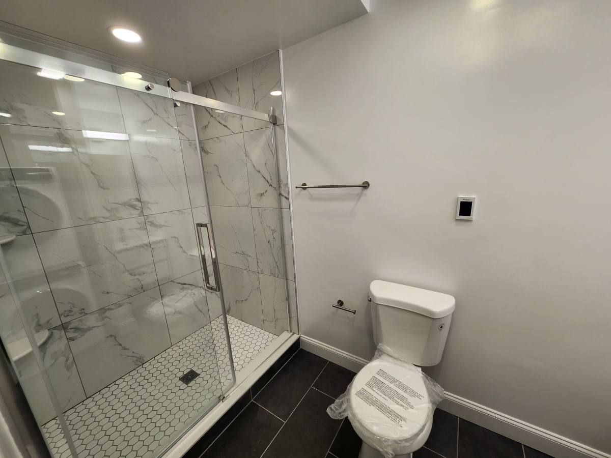 Apartment for rent at 254 Newbury St #4, Boston, MA 02116
