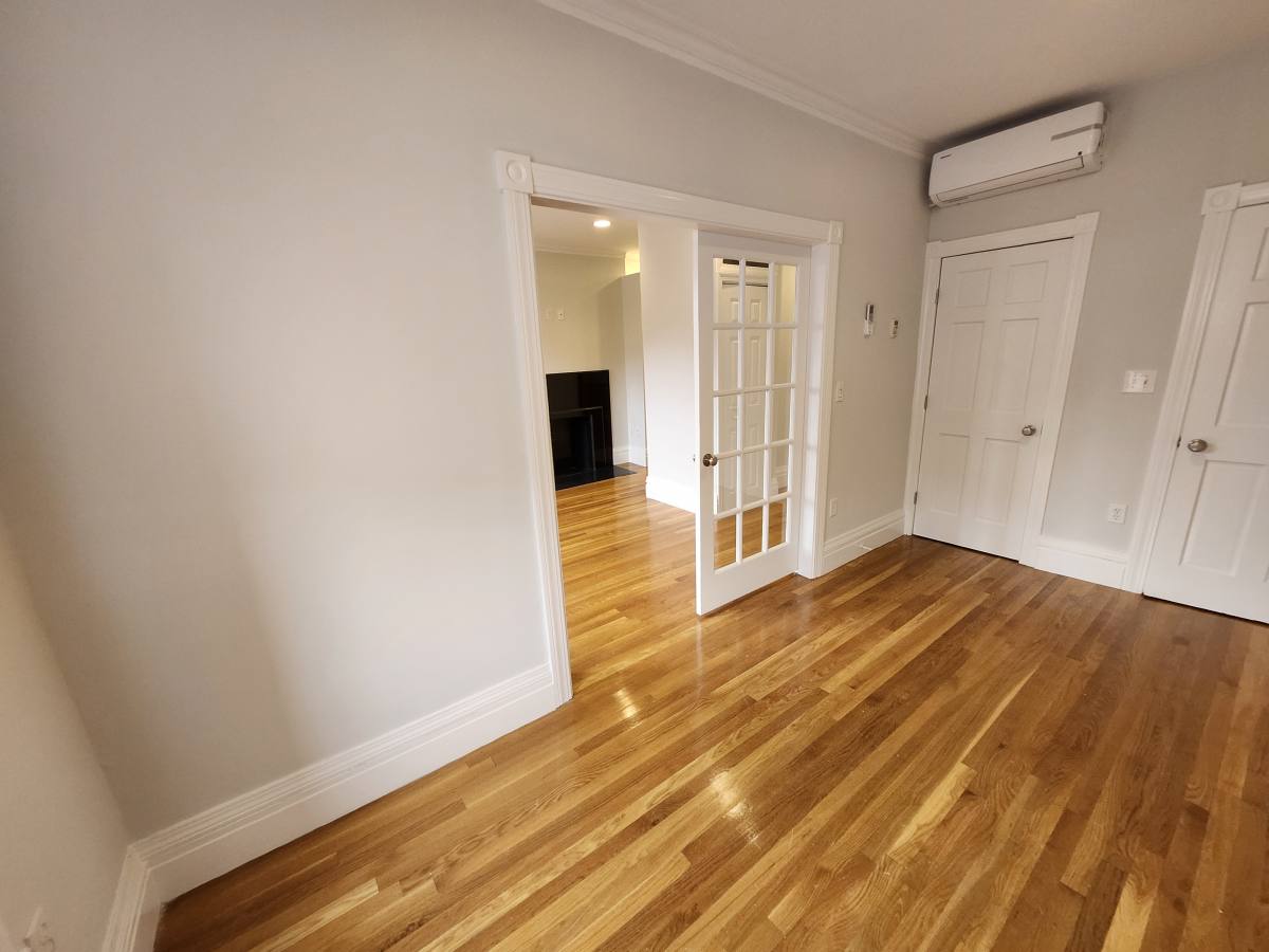Apartment for rent at 254 Newbury St #4, Boston, MA 02116