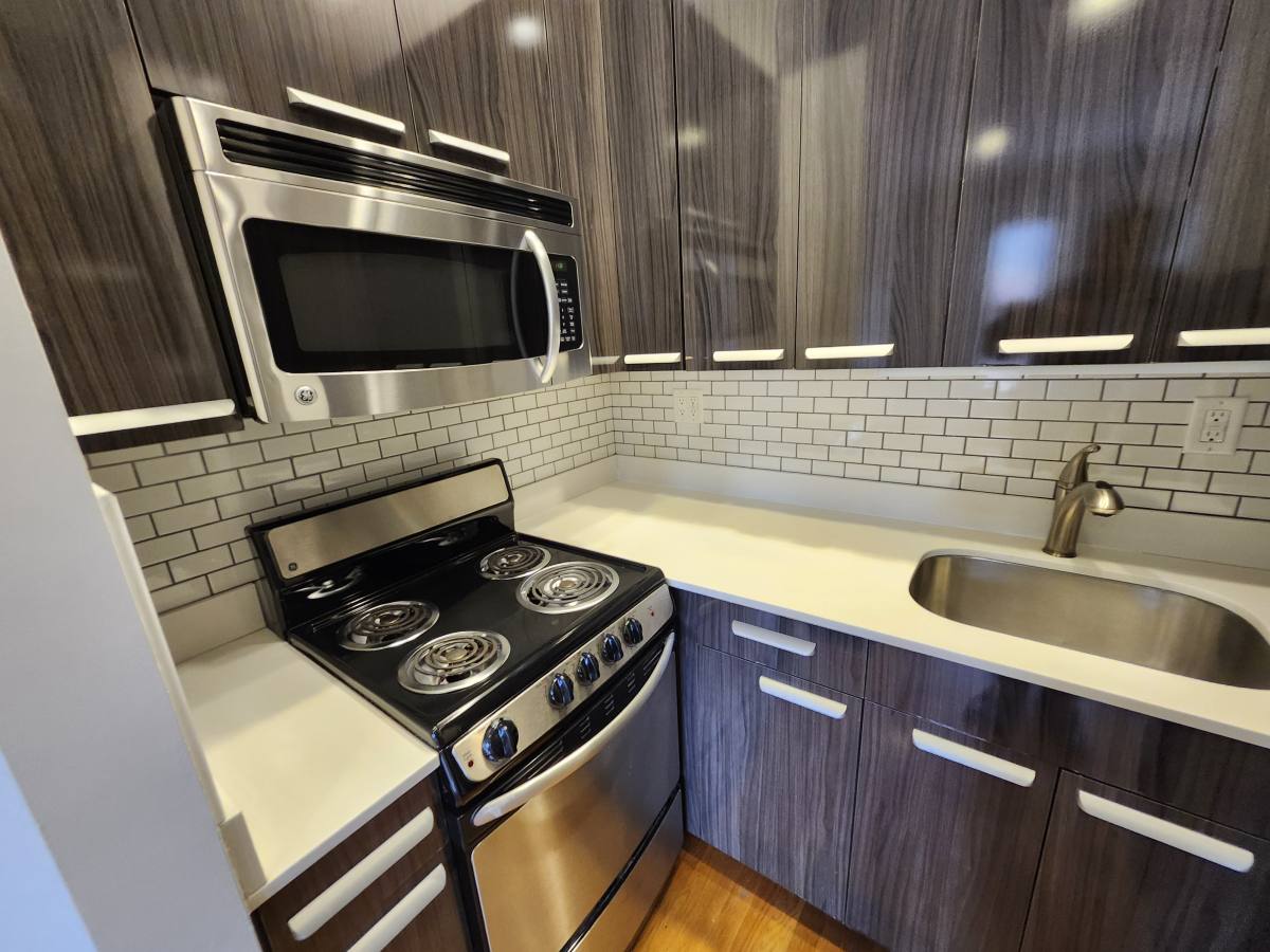Apartment for rent at 254 Newbury St #4, Boston, MA 02116