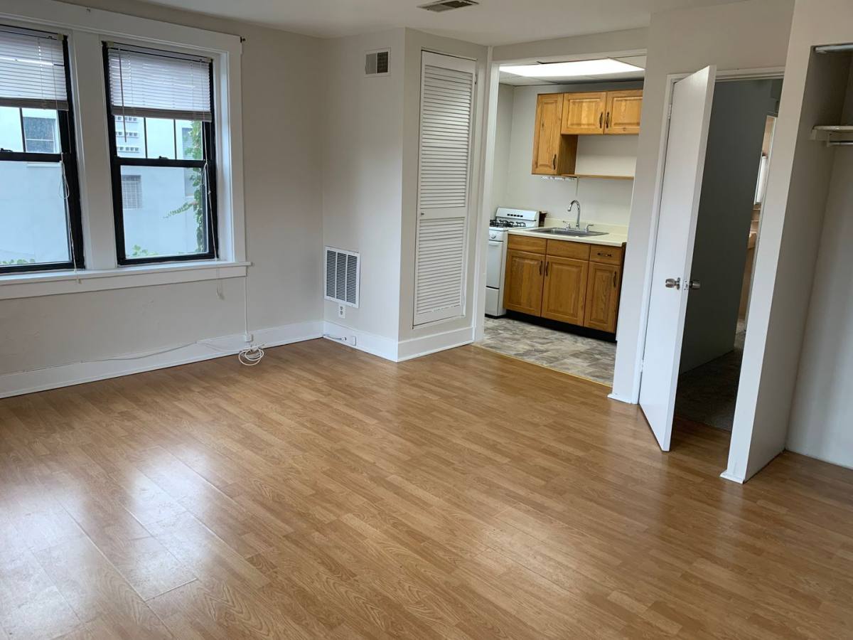 Apartment for rent at 5706 Walnut St, Pittsburgh, PA 15232