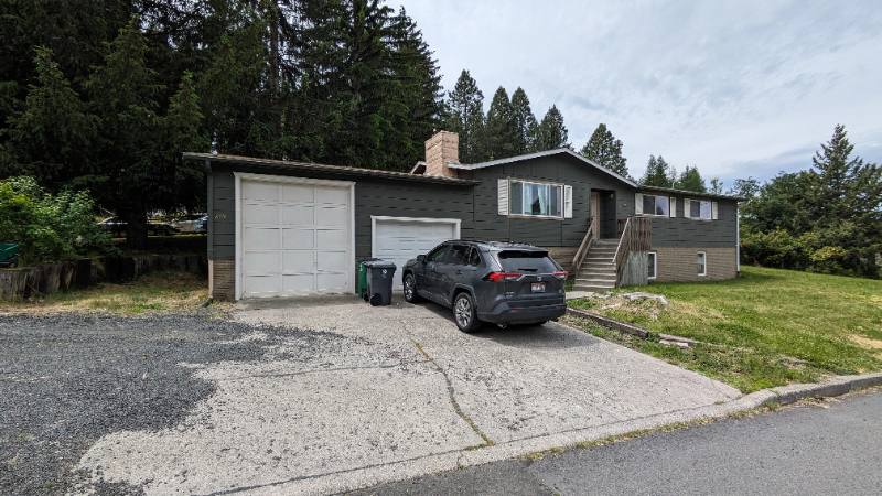 809 E F St, Moscow, ID 83843