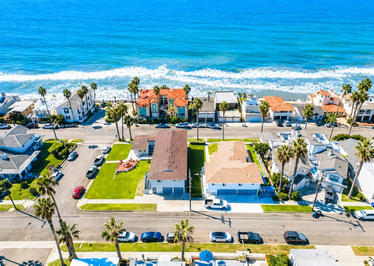 Apartment for rent at 1026 S Pacific St, Oceanside, CA 92054