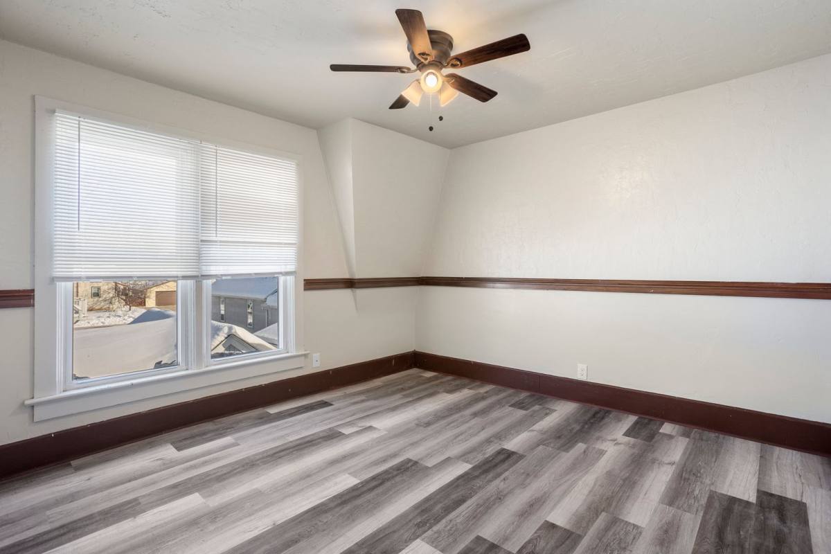 Apartment for rent at 811 12th Ave, Green Bay, WI 54304