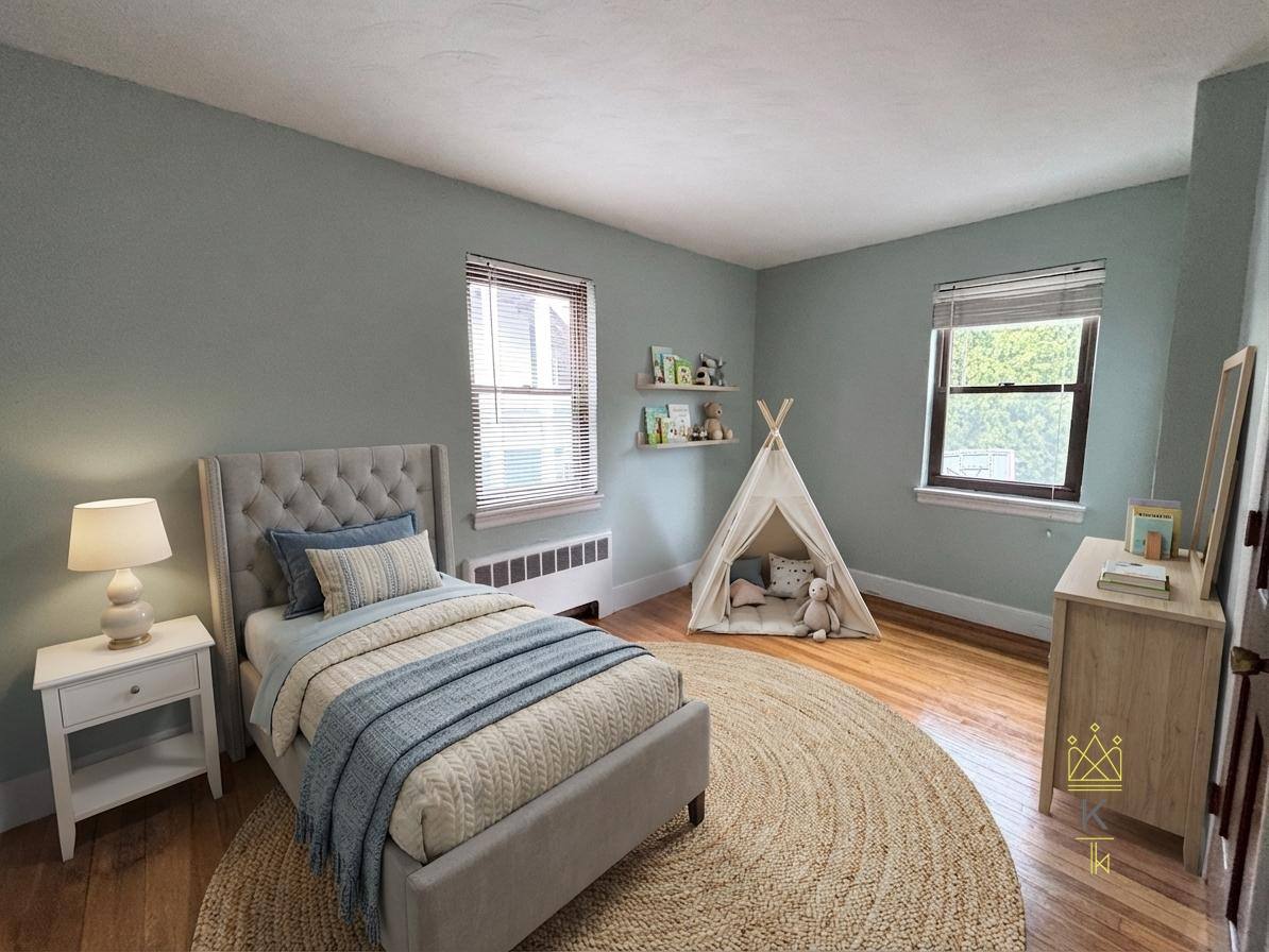 Apartment for rent at 9 Reservoir Rd #1, Chestnut Hill, MA 02467