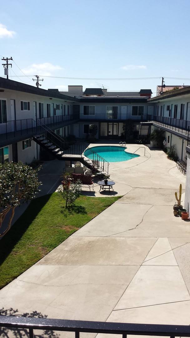 Apartment for rent at 20336 Anza Ave, Torrance, CA 90503
