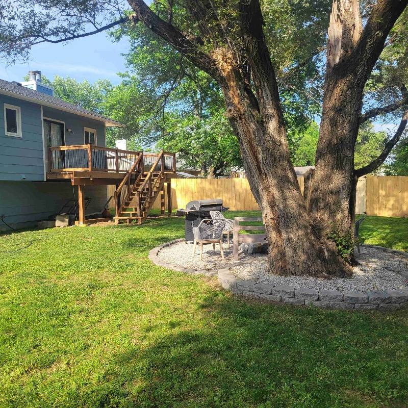 House for rent at 405 W Cherokee Dr, Kechi, KS 67067
