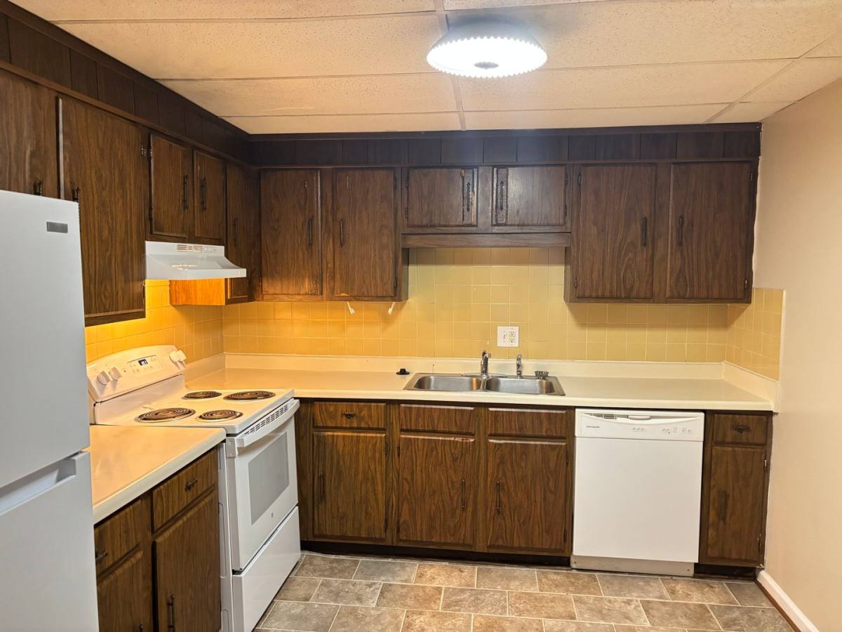 Apartment for rent at 1416-1424 Tunbridge Rd, Lynchburg, VA 24501