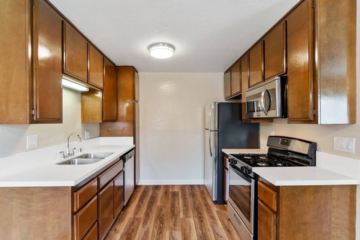 Apartment for rent at 17818 Woodruff Ave, Bellflower, CA 90706