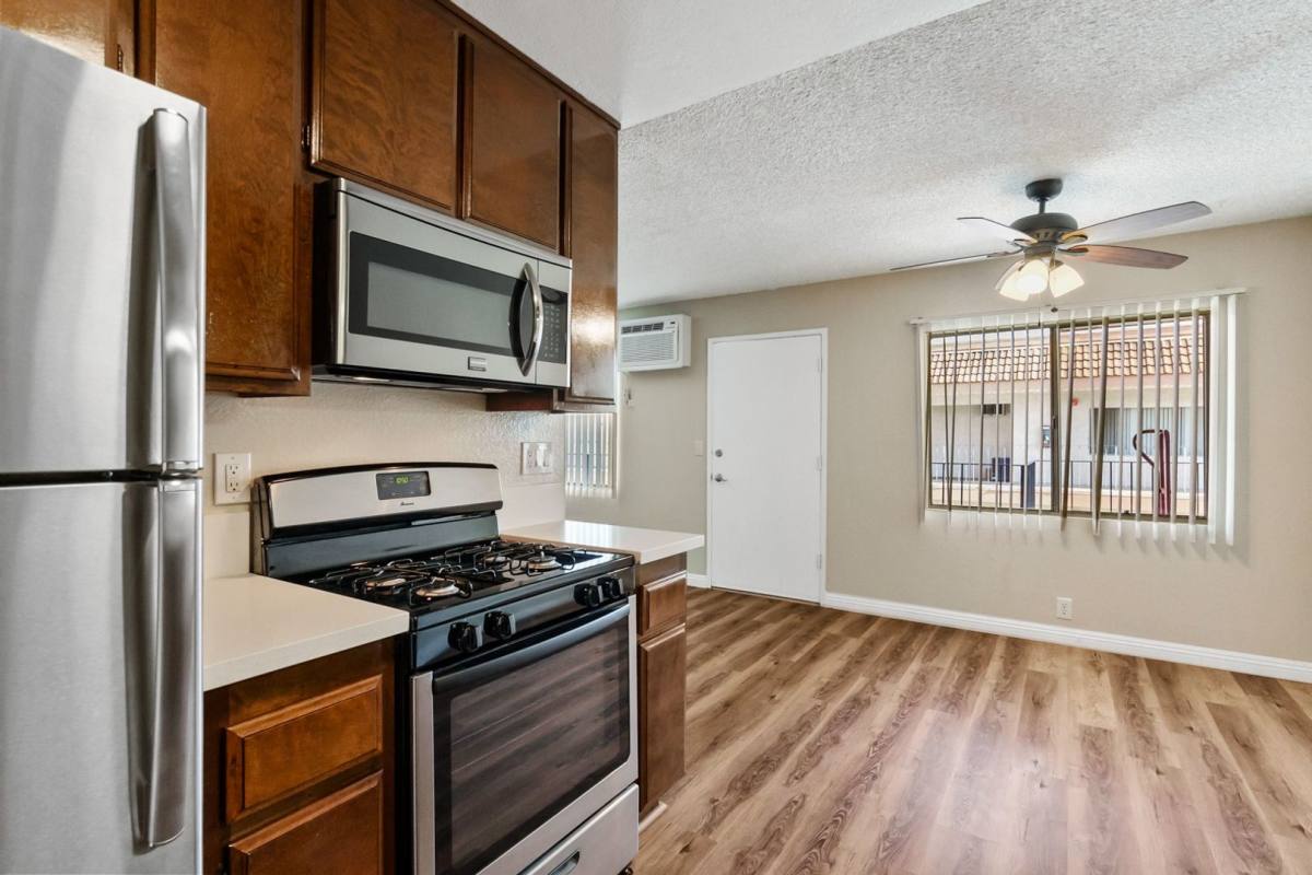 Apartment for rent at 17818 Woodruff Ave, Bellflower, CA 90706