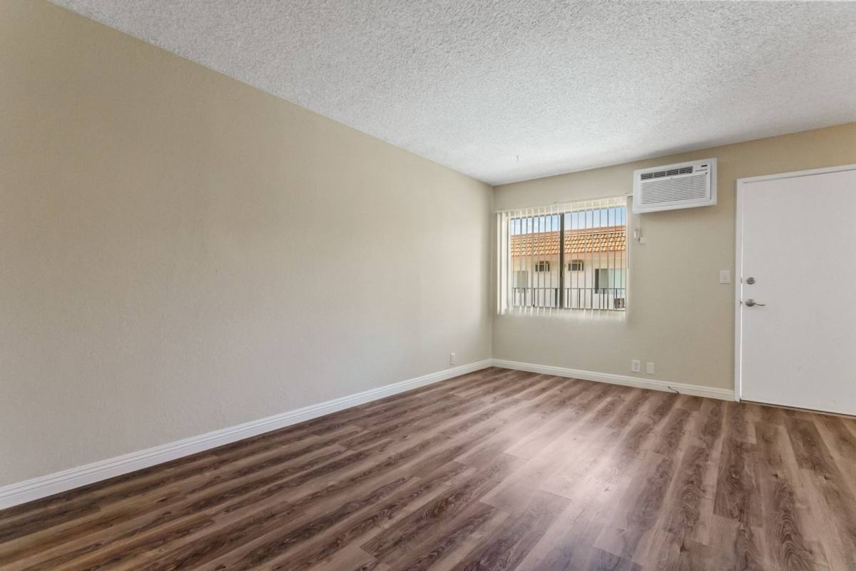 Apartment for rent at 17818 Woodruff Ave, Bellflower, CA 90706