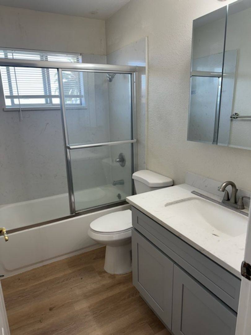Apartment for rent at 2261-2267 Chestnut St, Livermore, CA 94550