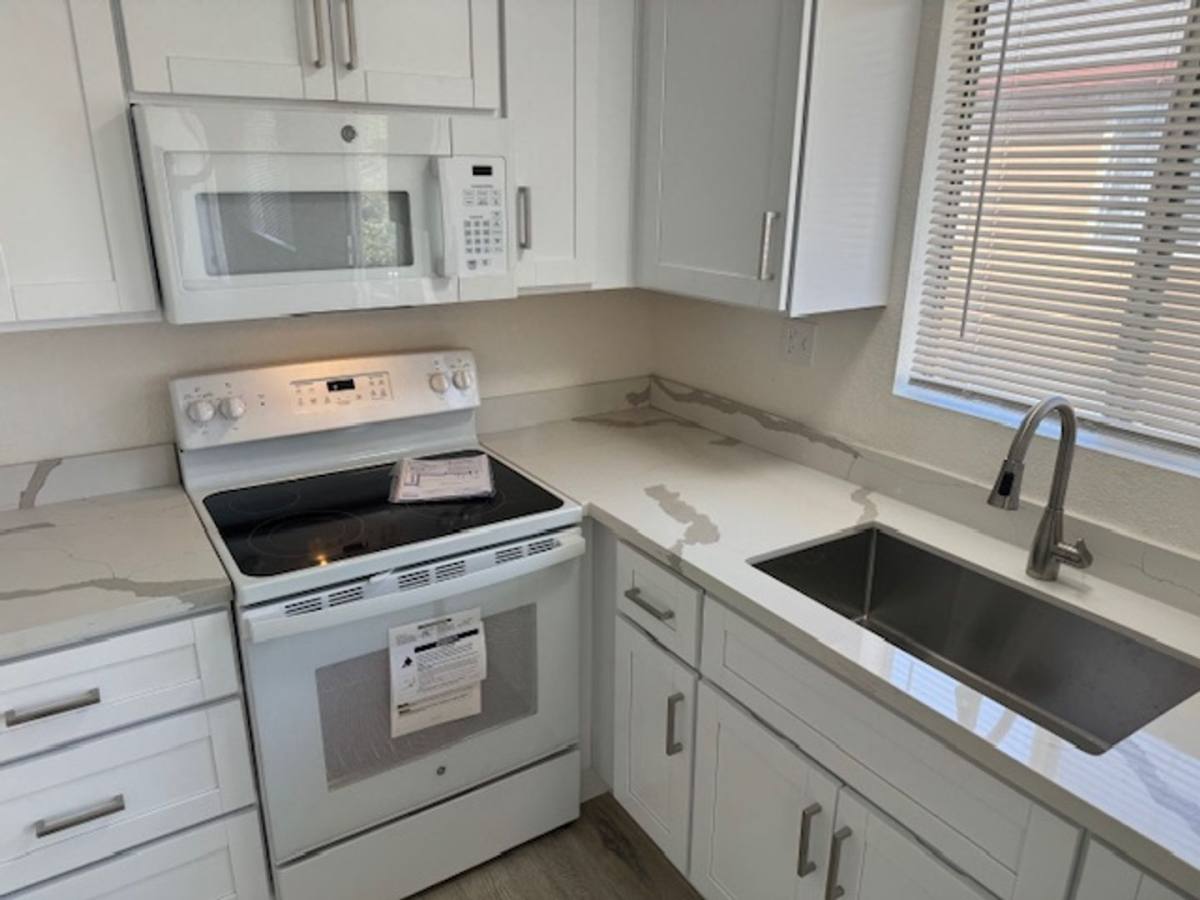 Apartment for rent at 2261-2267 Chestnut St, Livermore, CA 94550