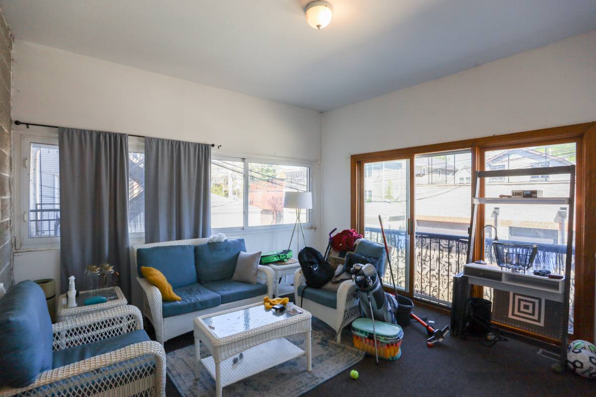 Apartment for rent at 1940 W Diversey #1W, Chicago, IL 60614
