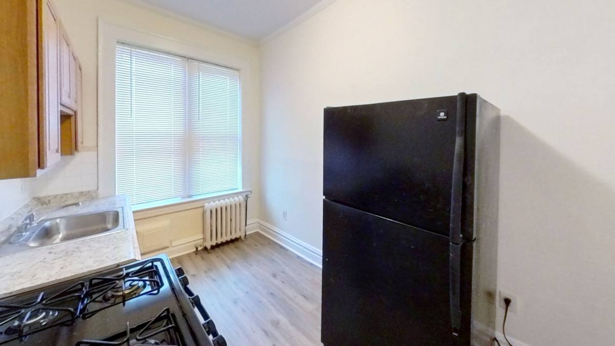 Apartment for rent at 288 Rosa Parks Blvd, Paterson, NJ 07501