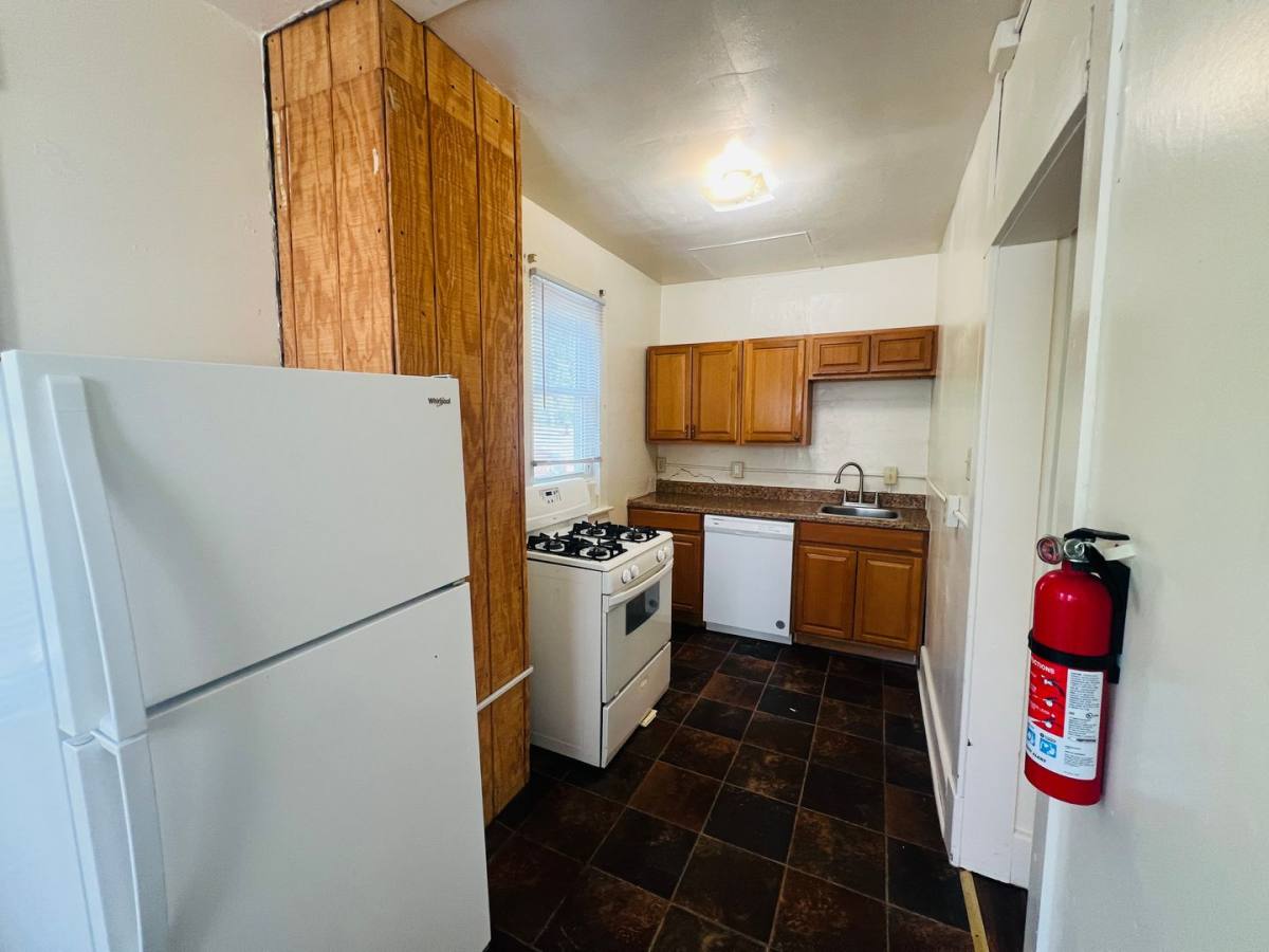 Apartment for rent at 759 Garrison Ave, Morgantown, WV 26505