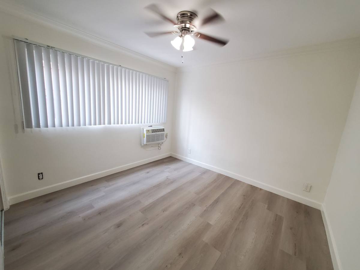 Apartment for rent at 822 N Mariposa Ave, Los Angeles, CA 90029