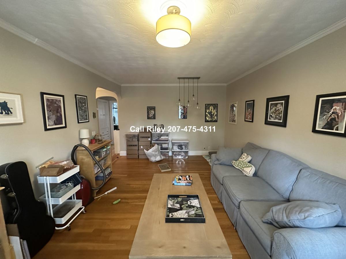 Apartment for rent at 549 Centre St #8, Newton, MA 02458
