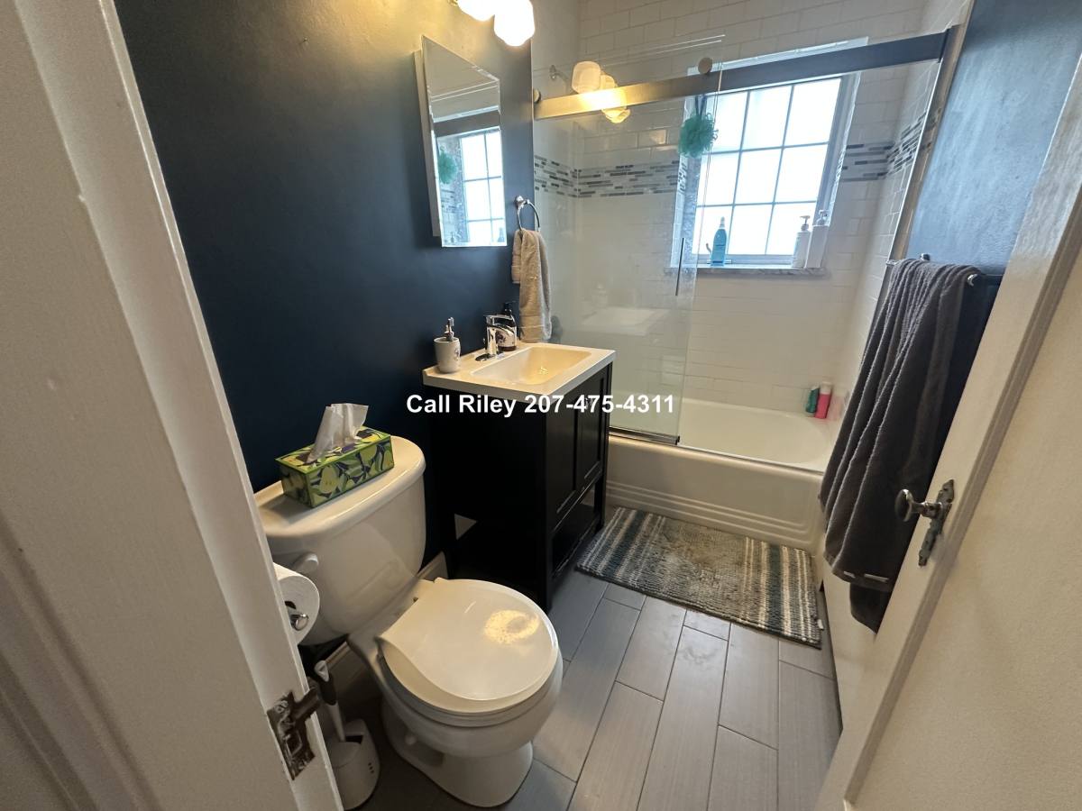 Apartment for rent at 549 Centre St #8, Newton, MA 02458