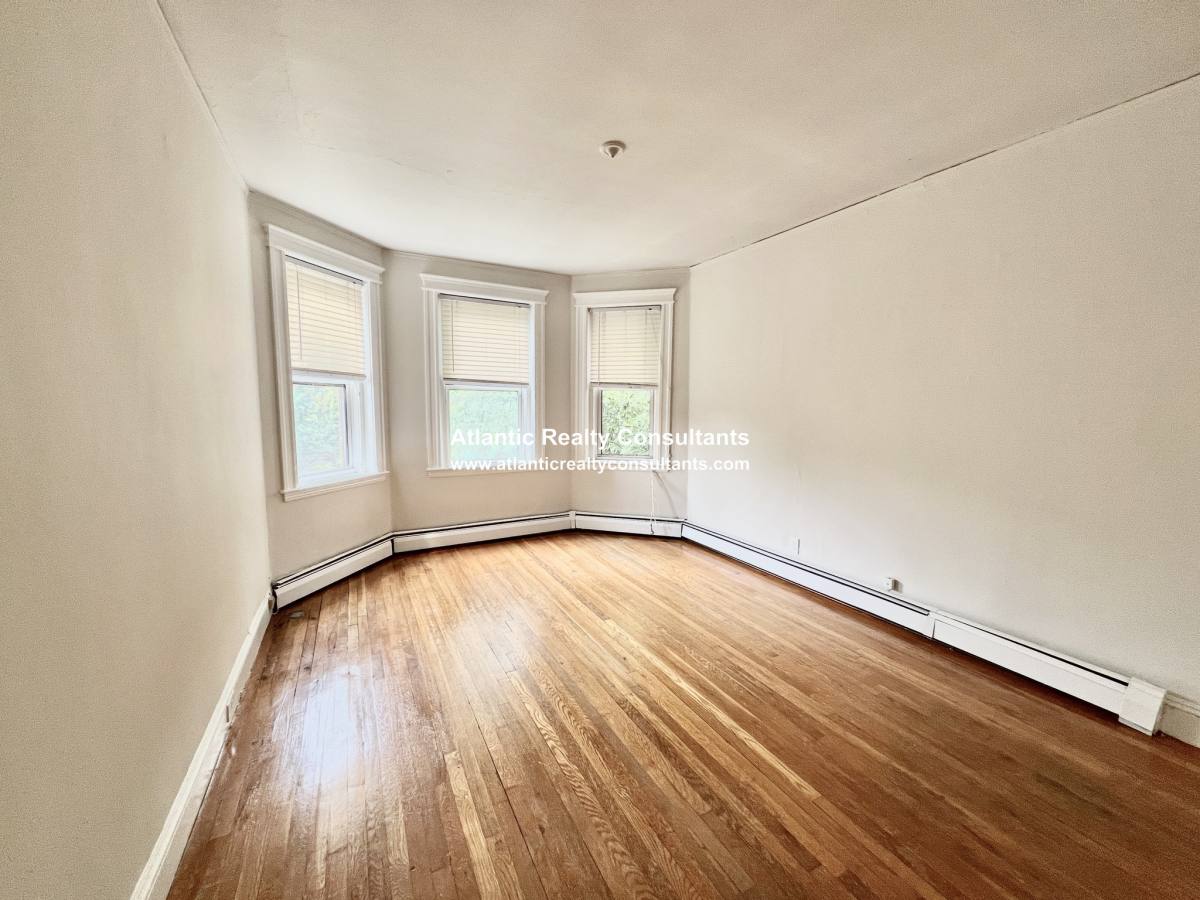 Apartment for rent at 1840 Commonwealth Ave #17, Brighton, MA 02135