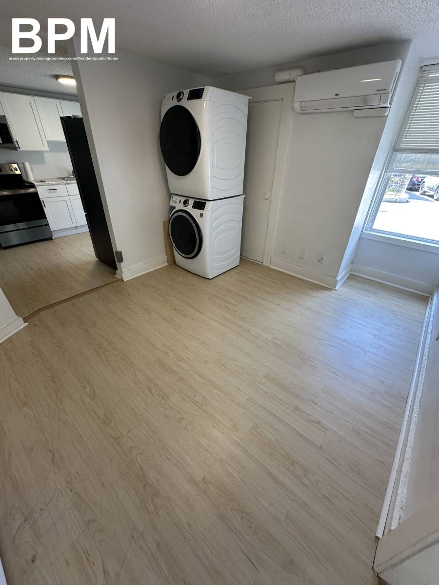 Apartment for rent at 124 Felton St #1, Waltham, MA 02453