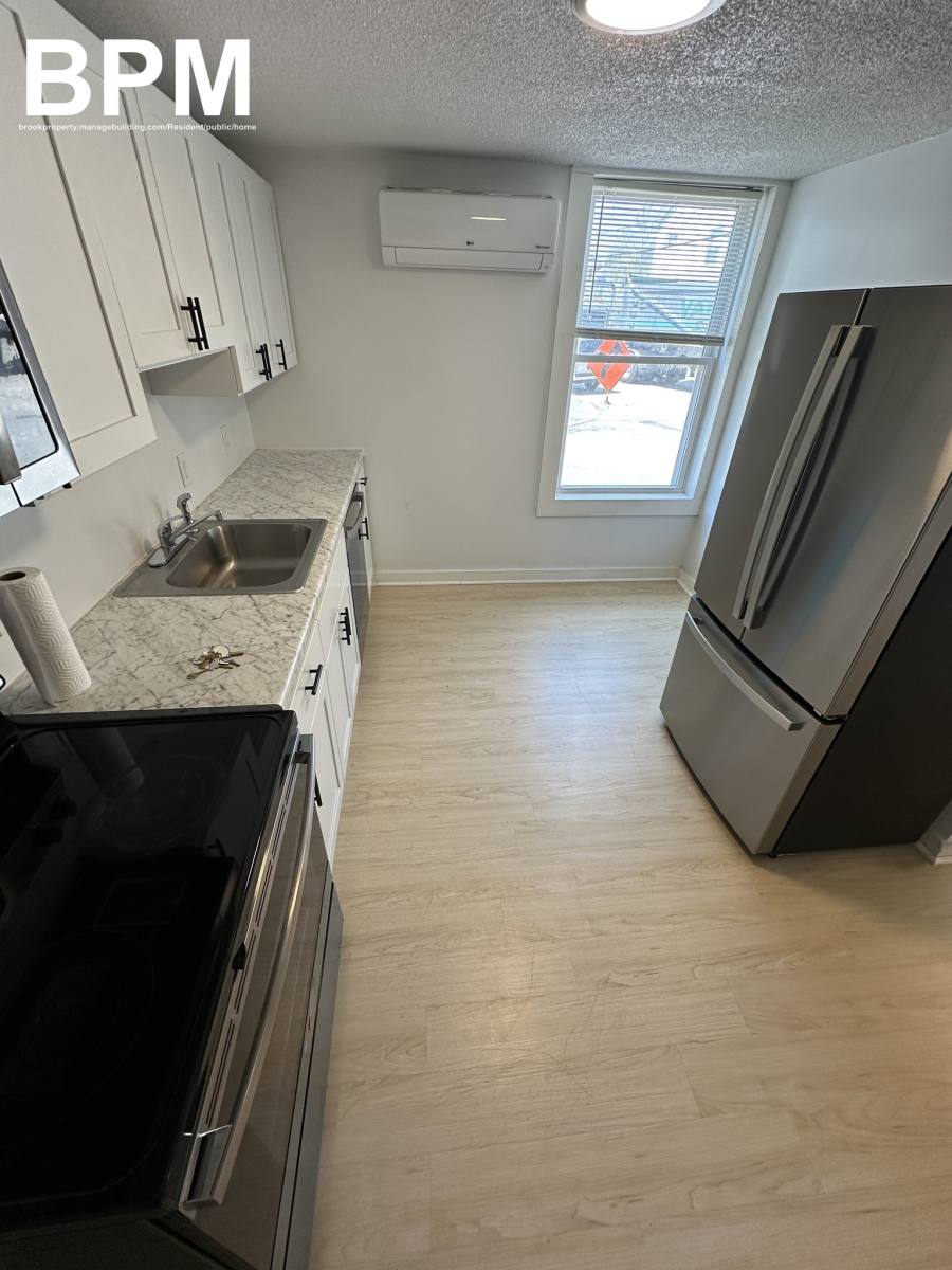 Apartment for rent at 124 Felton St #1, Waltham, MA 02453