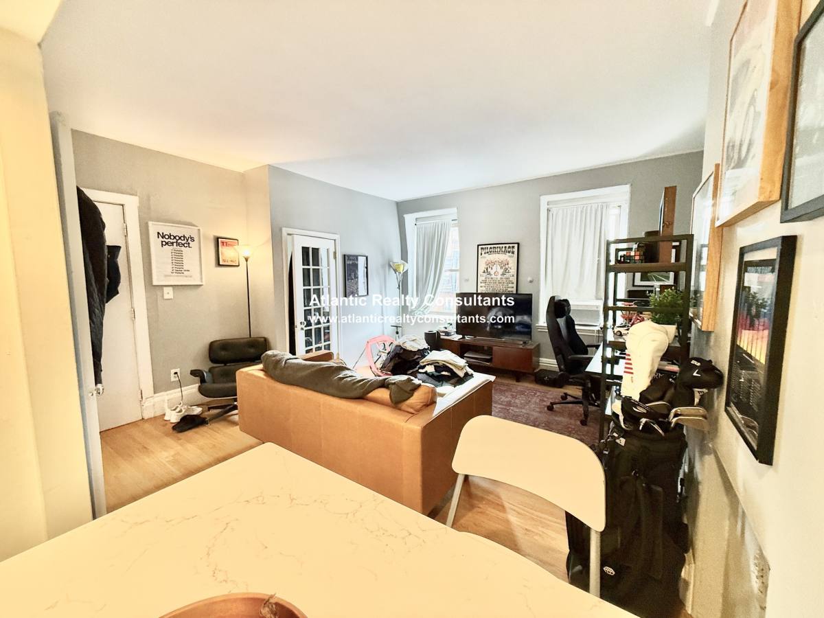 Apartment for rent at 177 Marlborough St #9, Boston, MA 02116