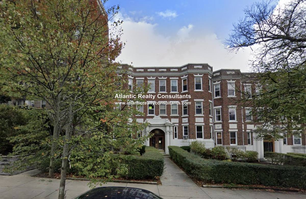 Apartment for rent at 1840 Commonwealth Ave #8, Brighton, MA 02135