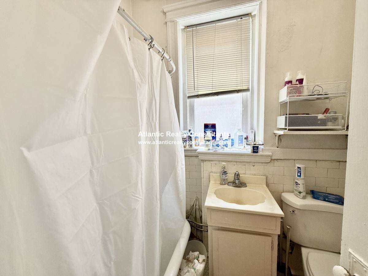 Apartment for rent at 1840 Commonwealth Ave #8, Brighton, MA 02135