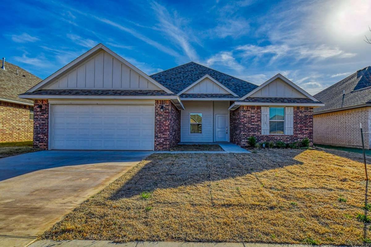 House for rent at 3112 Pebble Pond Dr, Norman, OK 73071