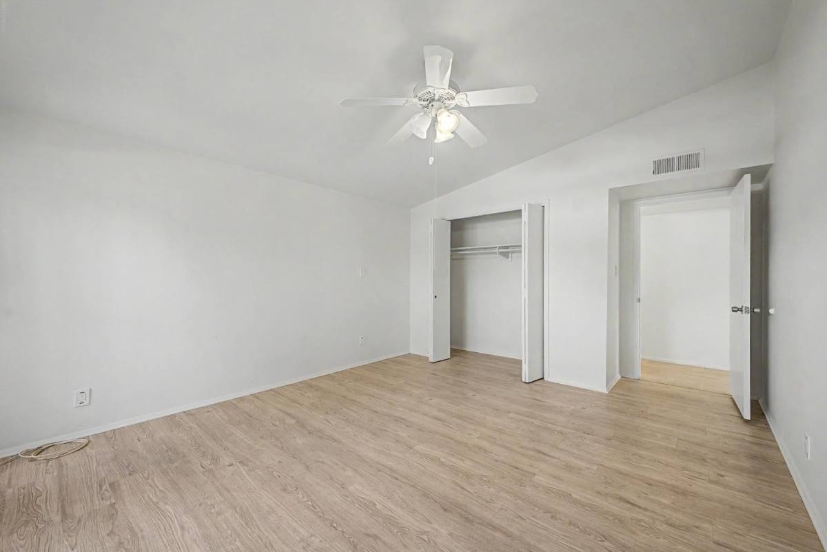 Townhouse for rent at 10606 W Oakmont Dr, Sun City, AZ 85351