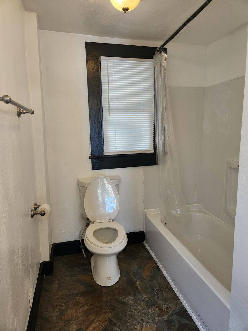 House for rent at 1519 W 42nd St, Norfolk, VA 23508