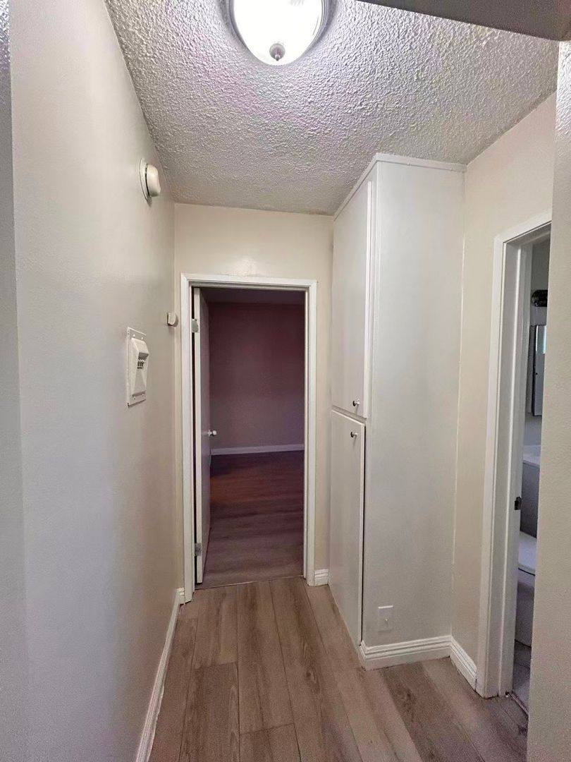 Apartment for rent at 7642 Vineland Ave, Sun Valley, CA 91352
