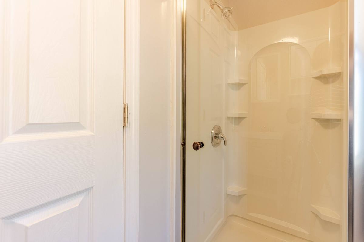 Apartment for rent at 5515 Bridge Ave, Cleveland, OH 44102