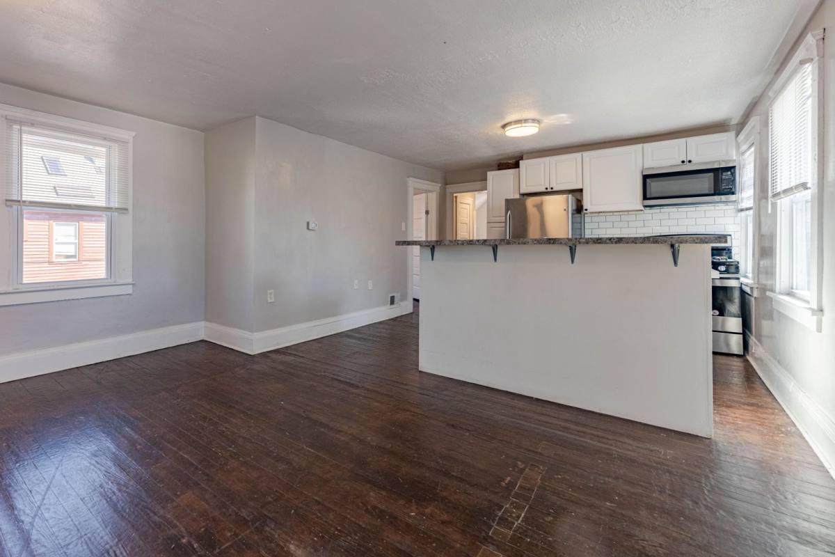 Apartment for rent at 5515 Bridge Ave, Cleveland, OH 44102