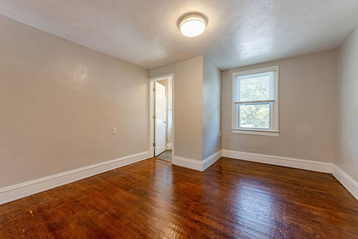 Apartment for rent at 5515 Bridge Ave, Cleveland, OH 44102