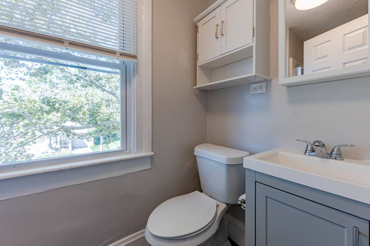 Apartment for rent at 5515 Bridge Ave, Cleveland, OH 44102
