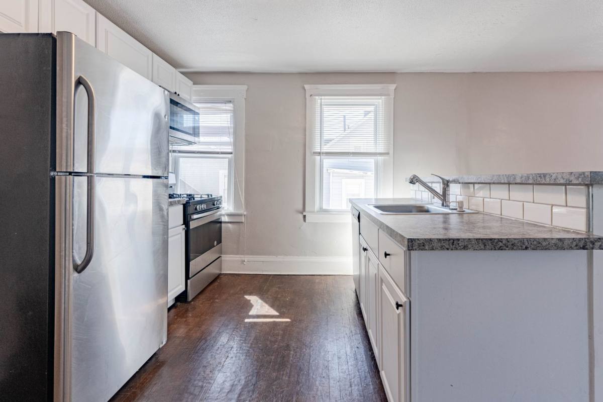Apartment for rent at 5515 Bridge Ave, Cleveland, OH 44102