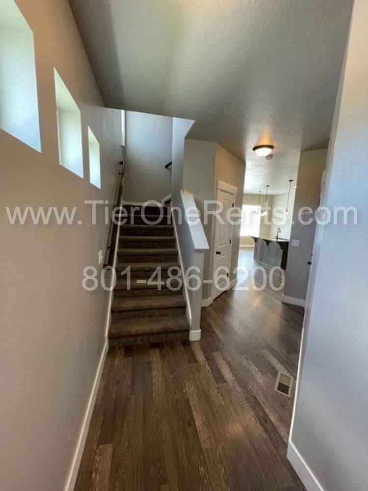 Townhouse for rent at 4187 W Shade Crest Lane, Herriman, UT 84096